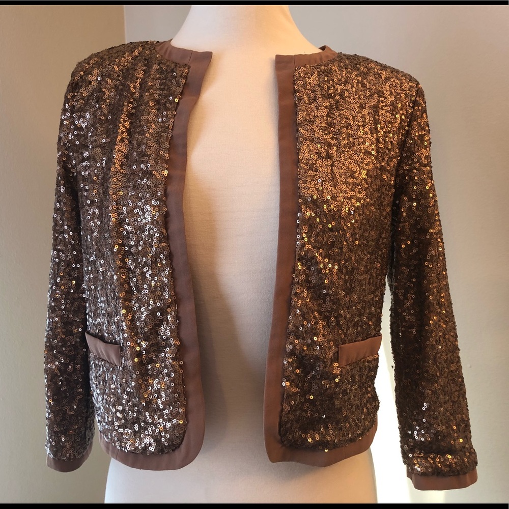Forever 21 full sequin gold crop blazer